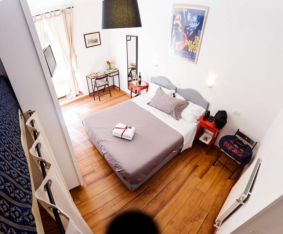 Bed & Breakfast Flavia 84 Roma Oda fotoğraf