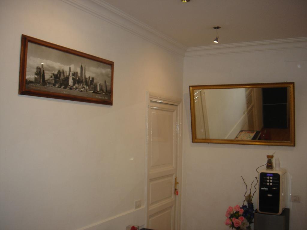Bed & Breakfast Flavia 84 Roma Oda fotoğraf
