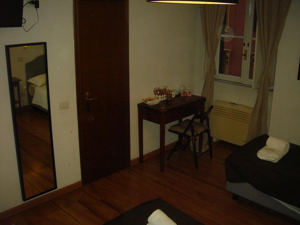 Bed & Breakfast Flavia 84 Roma Oda fotoğraf
